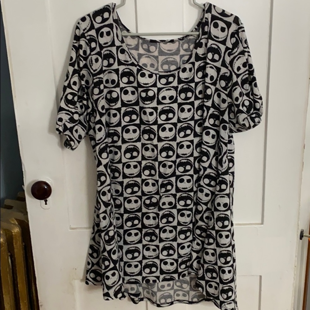 Lularoe perfect tee nightmare before Xmas